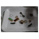ESTATE PINS & RINGS