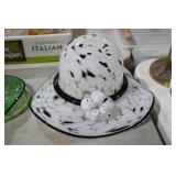 10" MURANO STYLE BLACK/WHITE GLASS HAT