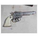 VINTAGE CHILDS CAP GUN