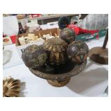 BOWL WITH BALL DECOR