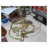 HANGING INDUSTRIAL LIGHT