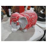 VTG ARNELS CERAMIC ELEPHANT