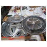 COLLECTION VTG METAL HUBCAPS