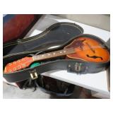 TENADA MANDOLIN WITH HARD CASE
