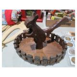 VTG WOOD SQUIRREL NUT CRACKER BOWL