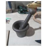 ANTIQUE CAST IRON MORTAR & PESTLE