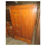 ANTIQUE 1 DR/ 4 DWR WARDROBE/CHEST