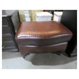 THOMASVILLE LEATHER OTTOMAN