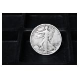 1943 S WALKING LIBERTY HALF DOLLAR 90%