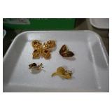 4 VTG BROOCHES - BUTTERFLIES & SNAILS