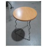 MODERN STYLE TABLE