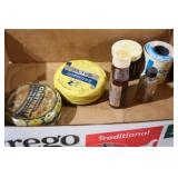 COLL. VINTAGE MEDICINE BOTTLES & CONTAINERS