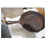 BENJAMIN & MEDWIN 10.5 SKILLET