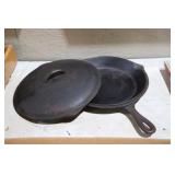 CAST IRON SKILLET & LID