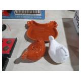 CERAMIC ROOSTER S/P SHAKERS W/ ROOSTER SPOON REST