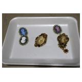 CAMEO STYLE BROOCHES