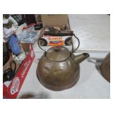 VTG COPPER TEA KETTLE W/ WOOD HANDLE