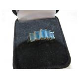 10 KT GOLD BLUE STONE LADIES RING SZ 7 - 3.3 GRAMS