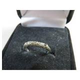 14 KT GOLD DIAMOND? LADIES BAND SZ 5- 1.6 GRAMS