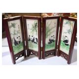 VINTAGE HAND PAINTED ASIAN TABLE DIVIDER