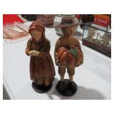RUSTIC RESIN HANDPAINTED  PILGRIM COUPLE