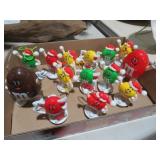 COLLECTION VTG M&M CANDY TOPPERS & FIGURINES