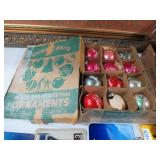 VTG 1940'S SHINY BRITE GLASS ORNAMENTS