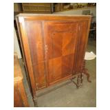 ANTIQUE 1 DWR WARDROBE