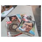 COLL.  VINTAGE LIFE MAGAZINES 1960'S-1970'S