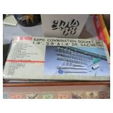 52 PC CHICAGO TOOL SOCKET SET