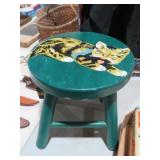 VINTAGE WOOD CAT STOOL