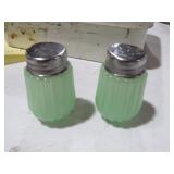 PAIR OF VINTAGE JADITE SALT & PEPPER SHAKERS