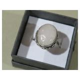 LADIES STERLING SILVER MOONSTONE RING SIZE 8