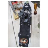 VINTAGE NOS MADE IN USA REDFEATHER SNOW SHOES