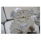 VINTAGE CERAMIC ARNELS CERAMIC LUSTER MANTLE CLOCK