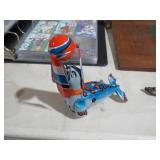 VTG TIN WIND UP SEAL  BALANCING BALL TOY