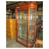 PULASKI CURVED 2 DR CURIO CABINET
