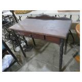 ANTIQUE 1 DWR TABLE