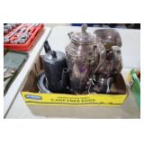 VINTAGE SILVERPLATE SET