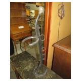 METAL HORSE HEINS W/ HORSESHOE  CANE STAND