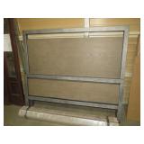 UNIVERSAL FURN. CO. QUEEN SZ BED W/ RAILS