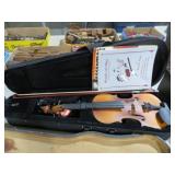 VEVOR VIOLIN W/ CASE & SHEET MUSIC/BOOKS