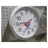 12' RD VALVOLINE BATTERY OPERATED WALL CLOCK