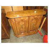 SOLID WOOD 2 DR CONSOLE ENTRY TABLE