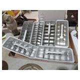 (6) VINTAGE ALUMINUM ICE TRAYS