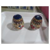 BLUE ROSE POLISH POTTERY S/P SHAKERS