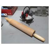 CHICKEN SALT & PEPPER,WOOD ROLLING PIN
