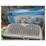HOLMES REVERSIBLE DOUBLE WINDOW FAN WORKS GREAT
