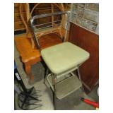 VTG COSCO KITCHEN STEP STOOL/CHAIR