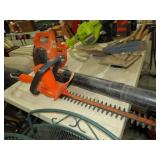 CRAFTSMEN & BLK & DECKER ELECTRIC BLOWER/HEDGE TRI